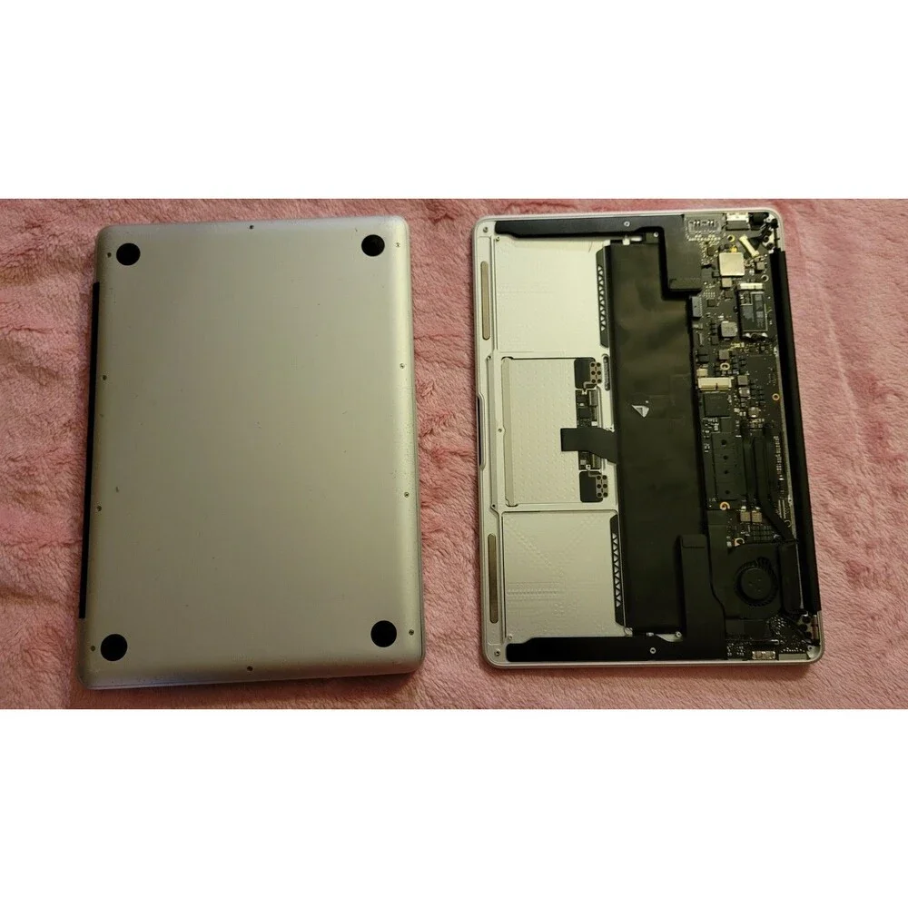 Apple MacBook Clearance Lot – A1466 & A1278 (Heavy Damage/For Parts)